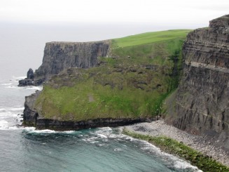 Irlanda, Cliffs of Moher sau eterna si magnifica batalie intre ocean si uscat