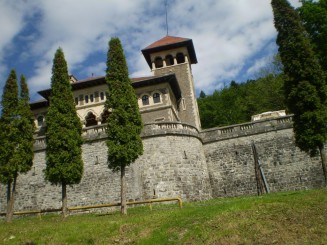 Castelul Cantacuzino din BuÅŸteni