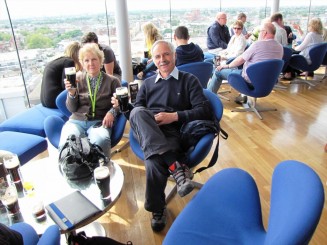 Irlanda, Dublin si brandurile sale:pub-uri, bere Guinness, muzica si dansuri irish live