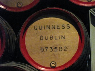 Irlanda, Dublin si brandurile sale:pub-uri, bere Guinness, muzica si dansuri irish live