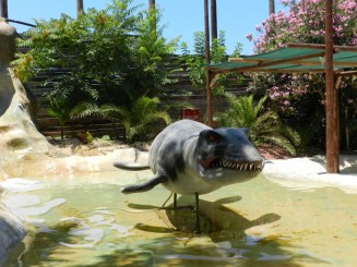 Dinosauria Park - inapoi in ere demult apuse