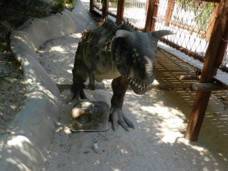 Dinosauria Park - inapoi in ere demult apuse