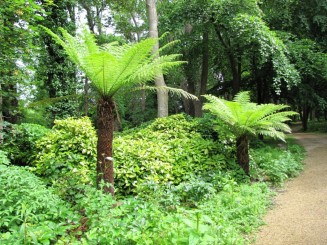 Irlanda, Dublin, Castelul Malahide, exemplu de longevitate pentru o dinastie