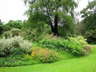 Irlanda, Dublin, Castelul Malahide, exemplu de longevitate pentru o dinastie