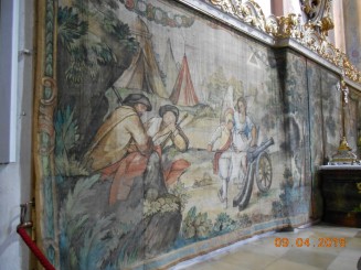 Biserica Maria Kronung-interior