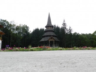 Manastirea Sapanta - Peri