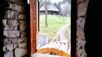 vedere spre exterior