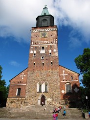 De la Helsinki la Stockholm in 24 de ore