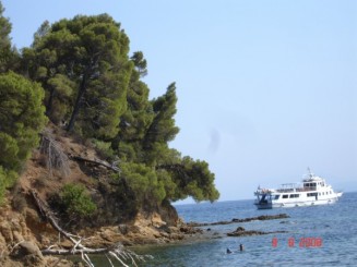 plaja Koukounaries, a treia din Europa ca si calitate a nisipului