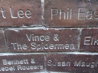 Pe urmele Beatles-ilor