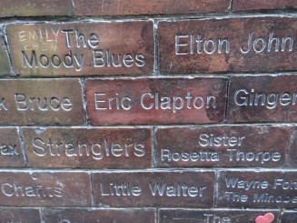 Pe urmele Beatles-ilor