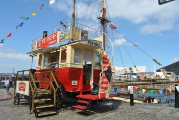 Pe urmele Beatles-ilor