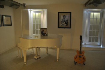 Pe urmele Beatles-ilor