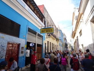 Pe urmele lui Hemingway şi nu numai!!