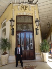 Forfota străzii, oameni, stări şi atitudini