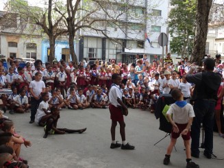 Forfota străzii, oameni, stări şi atitudini