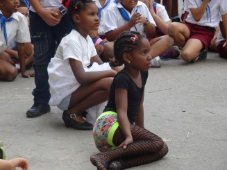 Forfota străzii, oameni, stări şi atitudini