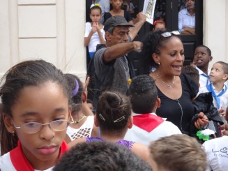 Forfota străzii, oameni, stări şi atitudini