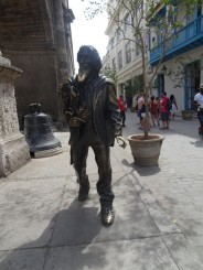 Forfota străzii, oameni, stări şi atitudini