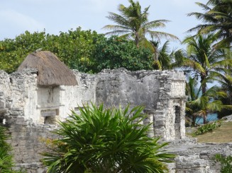 Civilizatia maya