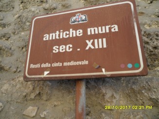 un oras cu amprenta vizibil catalana , un oras ce merita vizitat daca esti in zona