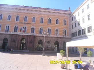 un oras cu amprenta vizibil catalana , un oras ce merita vizitat daca esti in zona