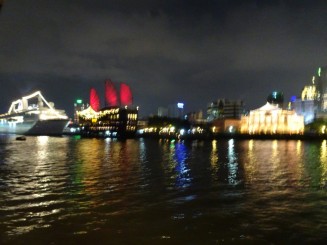 Croazieră pe râul Saigon