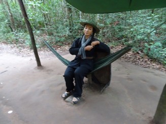 Templu Cao Dai şi Tunelurile Subterane Cu Chi