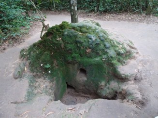 Templu Cao Dai şi Tunelurile Subterane Cu Chi