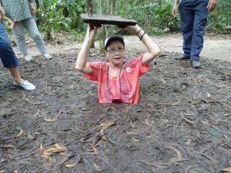 Templu Cao Dai şi Tunelurile Subterane Cu Chi