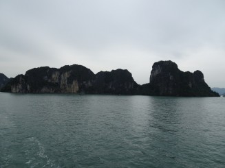 Ha Long Bay - Una din Cele şapte Minuni ale Naturii