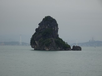 Ha Long Bay - Una din Cele şapte Minuni ale Naturii