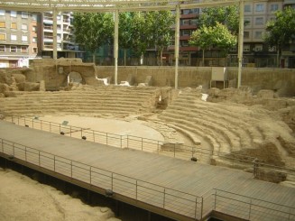 Teatrul roman