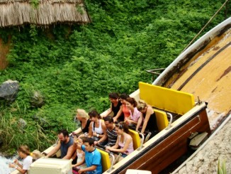 Port Aventura - Tutuki Splash