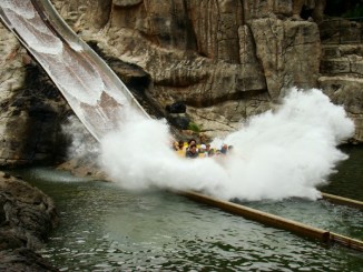 Port Aventura - Tutuki Splash