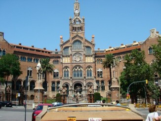 Spitalul Sant Pau - vedere din fata dinspre Bld Gaudi