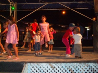 vic si dea , copii mei la splendit  discoteca