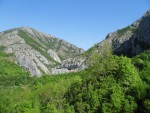 Drumetii in Cheile Madei si la Pestera Zidita