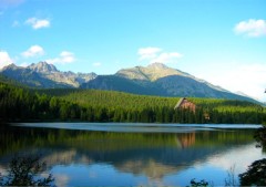 Apa dintr-un lac glaciar dispare, nimeni nu stie unde