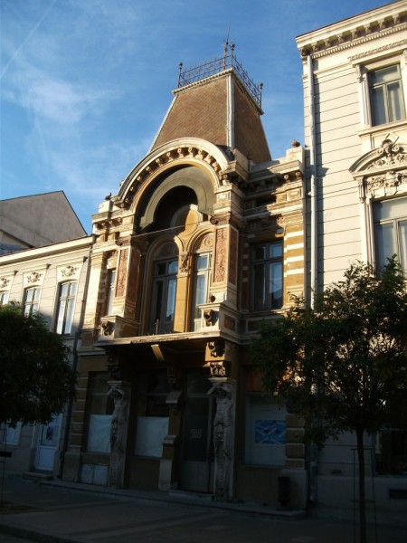 Braila-centrul istoric Teatrul Maria Filoti
