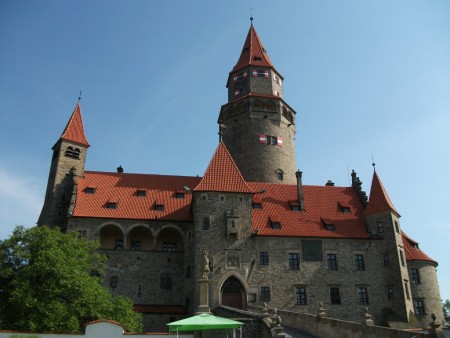 Castelul Bouzov-un fel de Bran dar mult mai mare