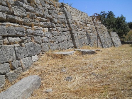 Troia - ziduri exterioare din perioada romana