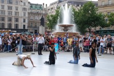 Dans amatori- spectacol inTrafalgar Square, Londra