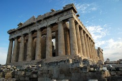 Partenonul de pe Acropole fara schele