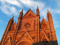 Orasul Orvieto, Italia - va castiga inimele voastre
