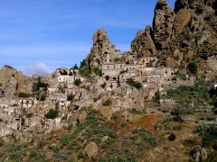 Italia, Citta Morte - Orase vechi abandonate si ruine interesante
