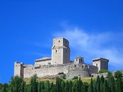 Vizitati castelele impresionante ale Italiei