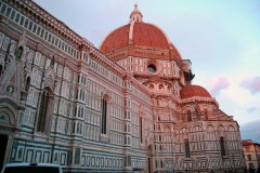 Italia - Vizitati centrul istoric al orasului Florenta