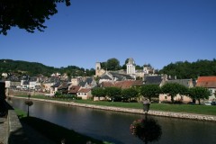 Franta - Micul sat Montignac va asteapta sa-i descoperiti imprejurimile