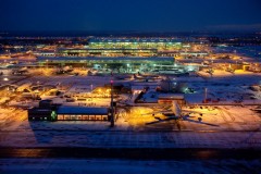 Aeroportul Heathrow reia zborurile si ninsorile inceteaza
